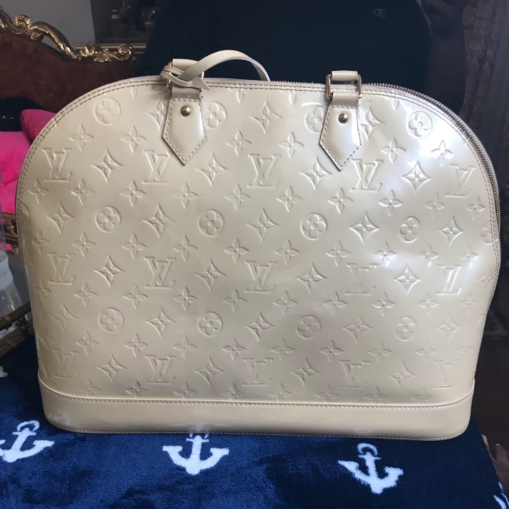 Louis Vuitton alma
